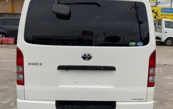 Toyota Hiace 9l Diesel 2014